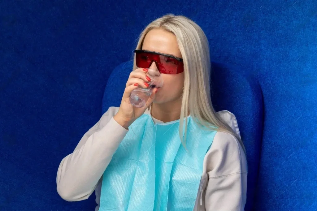 Overhydration Symptoms 10 Signs Of Drinking Too Much Water overhydration-symptoms-10-signs-of-drinking-too-much-water
